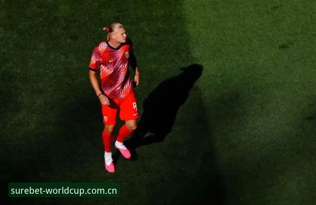 挪威1-0塞内加尔：哈兰德中柱背后，世界杯的“半场美学”正在改变观赛习惯